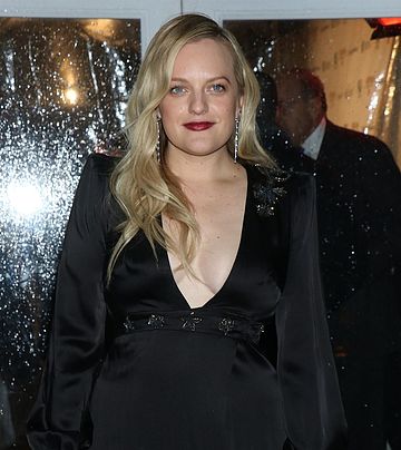 Elisabeth Moss nude