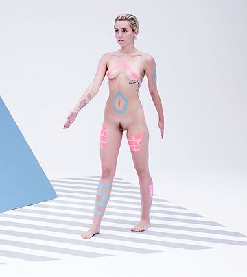 Miley Cyrus anal sex