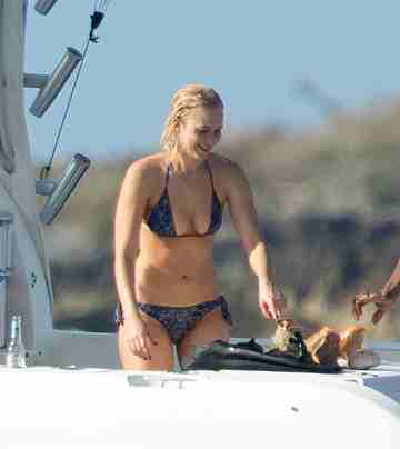 Jennifer Lawrence paparazzi bikini