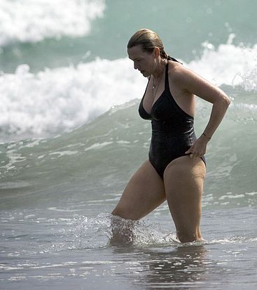 kate winslet bikini