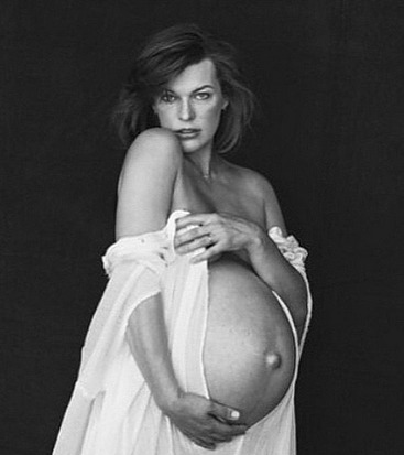 Milla Jovovich pregnant