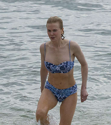 Nicole Kidman nude topless bikini