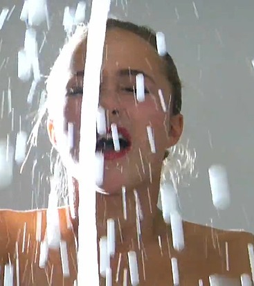 Hayden Panettiere nude in shower