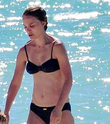 Natalie Portman leaked nude photos