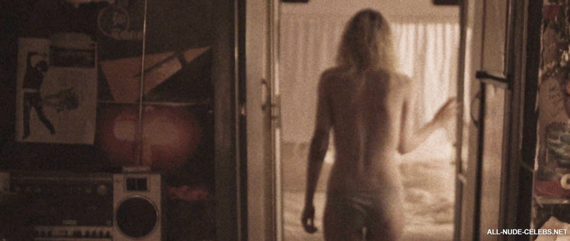 Dakota Fanning naked and sex scenes.