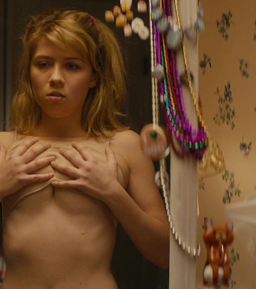 Jennette McCurdy naked scenes