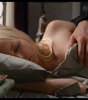 Anna Faris topless scenes