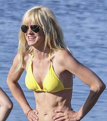 Anna Faris pussy photos