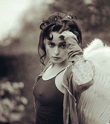 Helena Bonham Carter nipslip