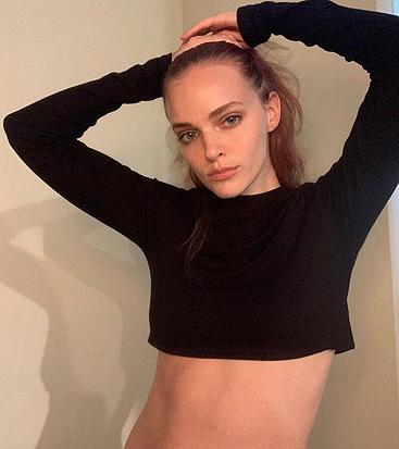 Madeline Brewer topless