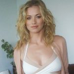 Yvonne Strahovski Leaked Nude NSFW Pics & Rough Sex In Movies
