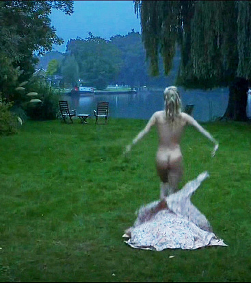 Vanessa Kirby nude scenes