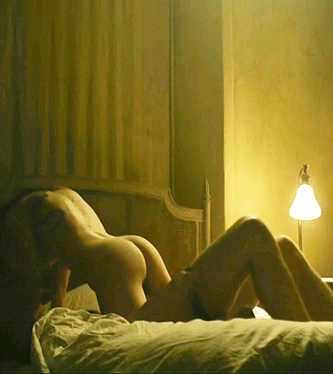 Rooney Mara frontal nude