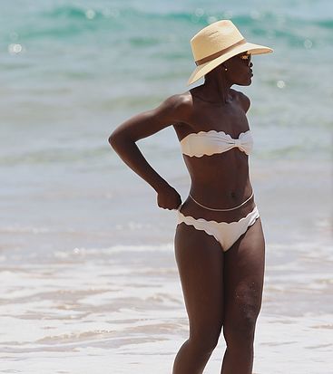 Lupita Nyong'o pussy slips