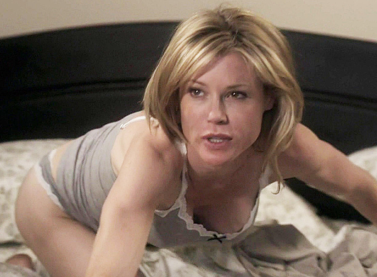 Nude pictures of julie bowen