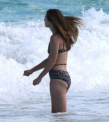 Melissa Benoist ass bikini