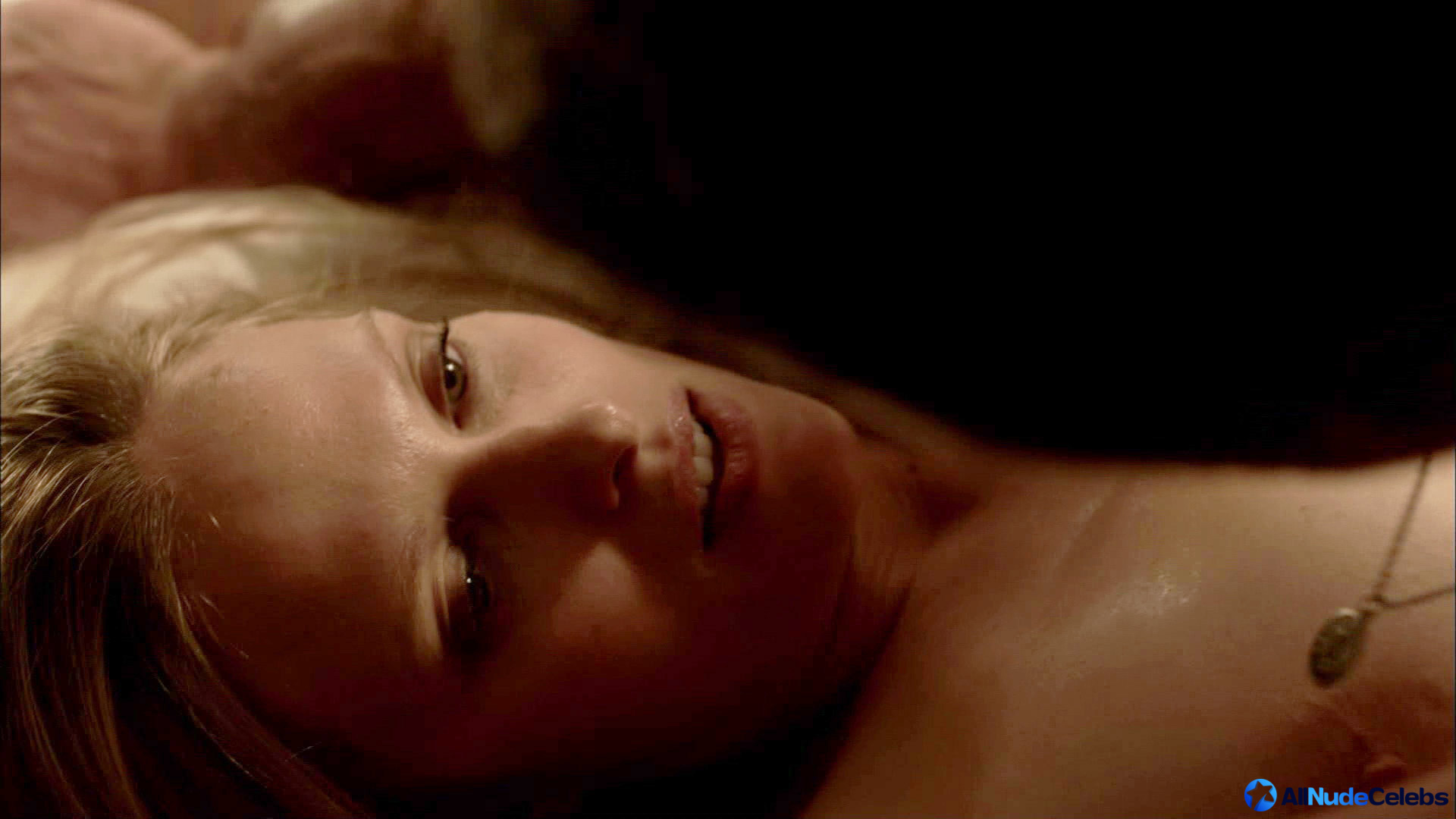 Vinessa Shaw nude and hot sex scenes.