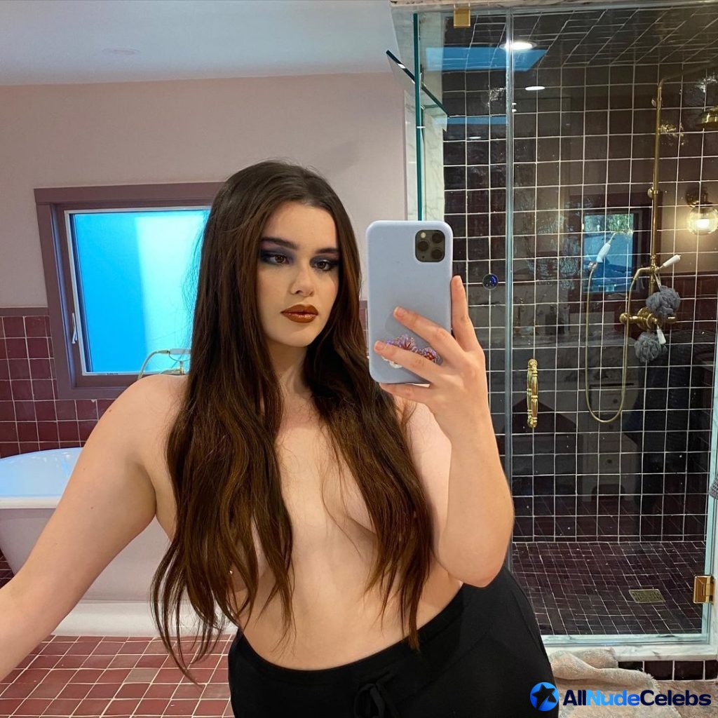 Barbie Ferreira leaked nude and sexy selfies.