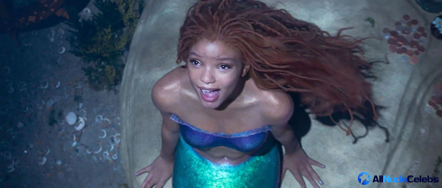 Halle Bailey nude pics & videos.