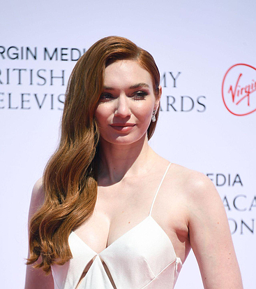 Eleanor Tomlinson sexy