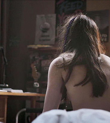 Nicole Wallace topless