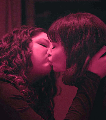 Megan Stalter naked and sex scenes