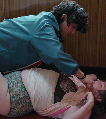 Megan Stalter naked and sex scenes