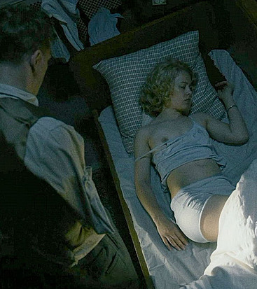 Paula Beer nude scenes