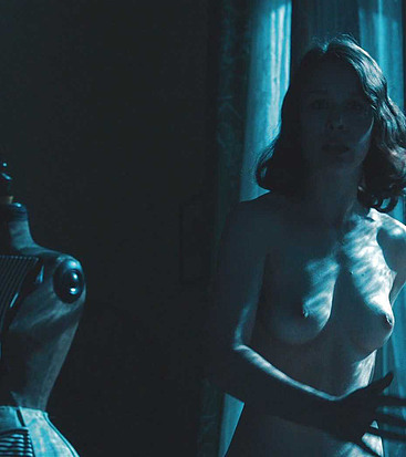 Paula Beer nude scenes