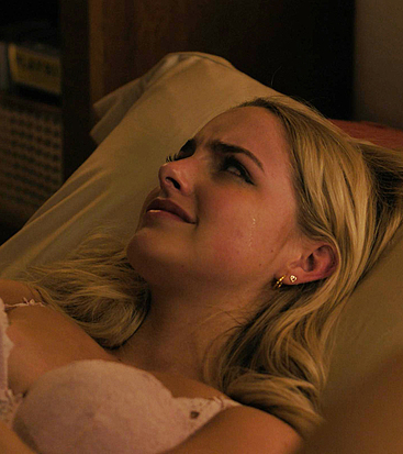 Mckenna Grace nude and sexy scenes