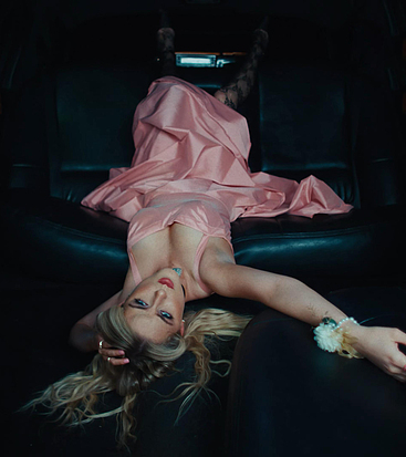 Mckenna Grace nude and sexy scenes